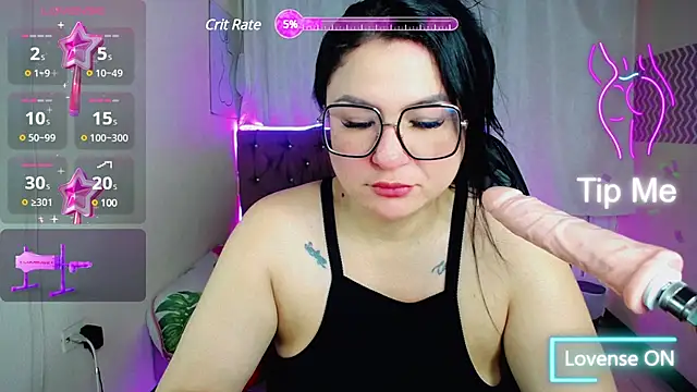  curvy latina online show from March 10, 2025, 11:55 am