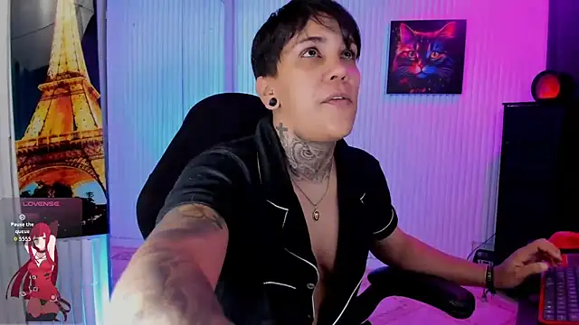 ZhoeStrong online show from April 5, 2026, 8:15 pm