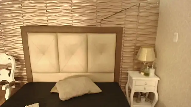 Snapshot of sofiaclauss chatting on October 12, 2025, 9:38 pm sofiaclauss online show from October 12, 2025, 9:38 pm