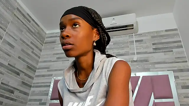 Snapshot of ebony_march chatting on October 19, 2025, 5:48 pm ebony march online show from October 19, 2025, 5:48 pm