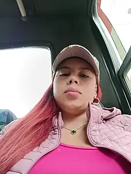 aurora sky11 online show from November 20, 2025, 8:53 pm