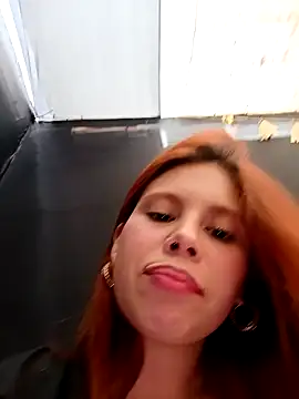 Snapshot of aurora_sky11 chatting on February 13, 2025, 9:38 pm aurora sky11 online show from February 13, 2025, 9:38 pm