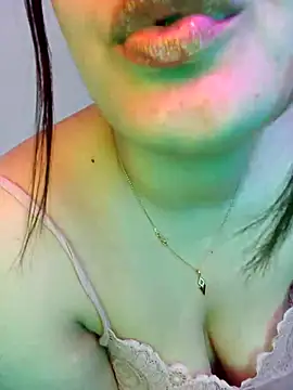 Snapshot of im_here- chatting on September 19, 2025, 2:21 pm im here- online show from September 19, 2025, 2:21 pm