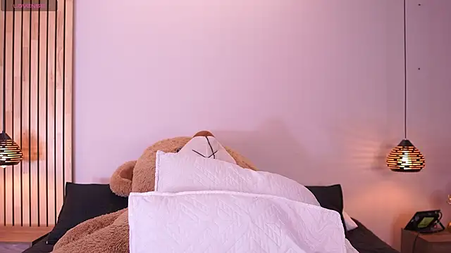  SofiaCortez  online show from September 14, 2025, 12:27 pm