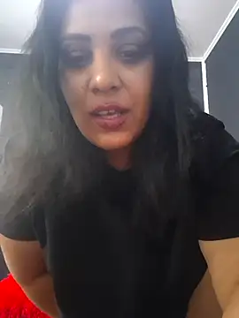 Snapshot of AmyCubes chatting on October 21, 2025, 7:52 am AmyCubes online show from October 21, 2025, 7:52 am