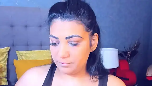 AmyCubes online show from April 17, 2026, 4:59 am