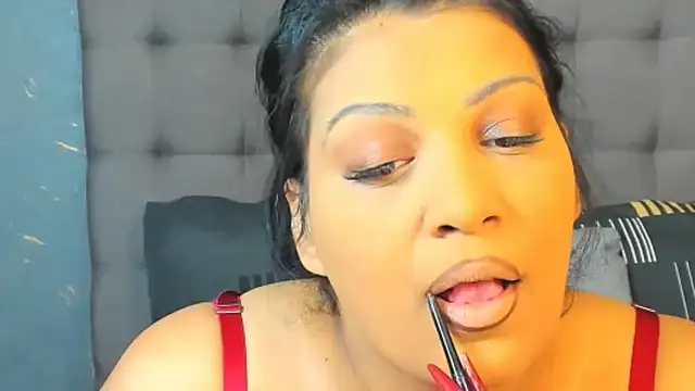 Snapshot of AmyCubes chatting on September 29, 2025, 4:01 pm AmyCubes online show from September 29, 2025, 4:01 pm