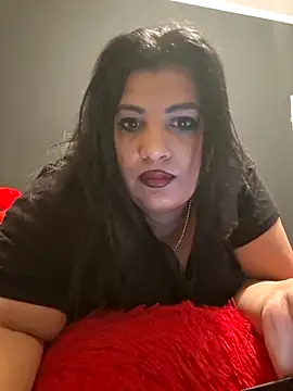 Snapshot of AmyCubes chatting on October 31, 2025, 7:10 pm AmyCubes online show from October 31, 2025, 7:10 pm