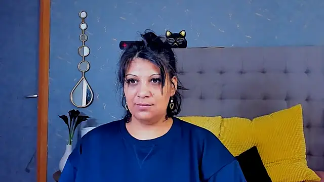 AmyCubes online show from March 9, 2025, 7:59 pm