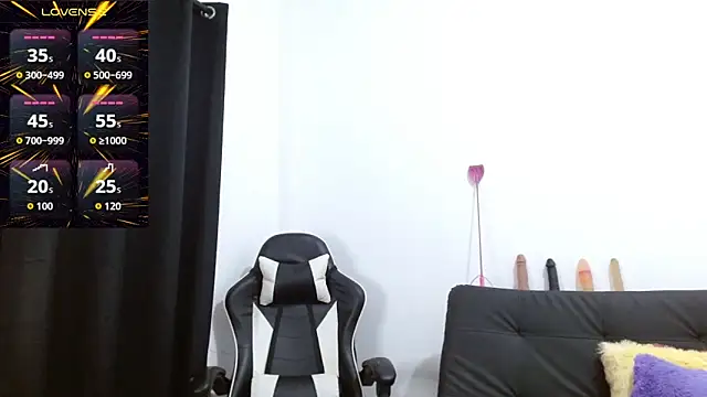 Snapshot of Kiara-Rider chatting on October 4, 2025, 6:53 pm Kiara-Rider online show from October 4, 2025, 6:53 pm