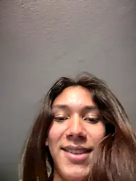 Nikol Rang   online show from November 1, 2025, 3:13 am