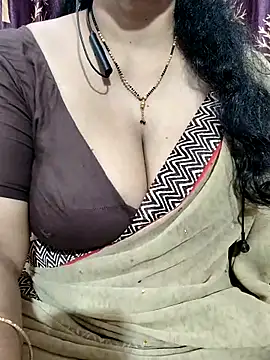 bhuvana555 online show from February 20, 2025, 8:47 pm