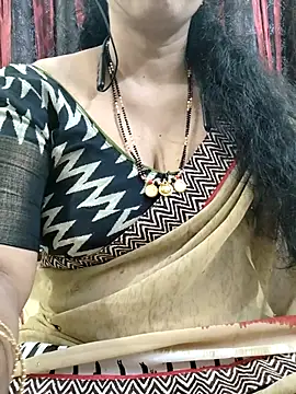 bhuvana555 online show from October 25, 2025, 4:33 am