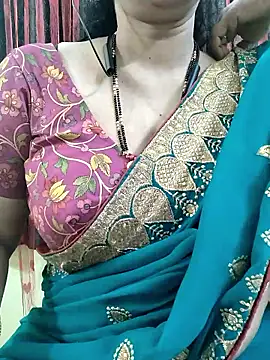 bhuvana555 online show from December 19, 2025, 4:27 am