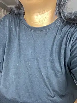 Snapshot of MayaPassion chatting on September 20, 2025, 10:04 pm MayaPassion online show from September 20, 2025, 10:04 pm