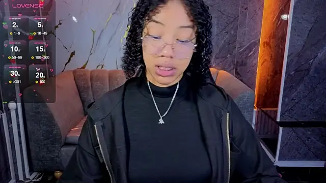 Violeth b online show from November 20, 2025, 12:50 pm