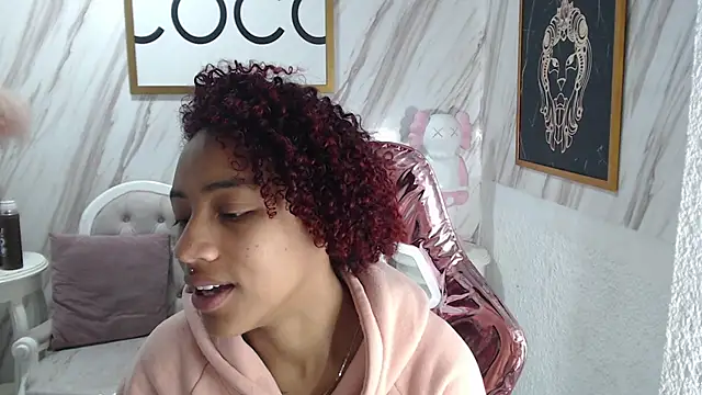 Violeth b online show from February 25, 2025, 12:38 pm