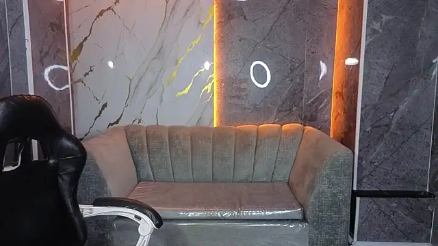 Violeth b online show from February 3, 2026, 12:43 pm