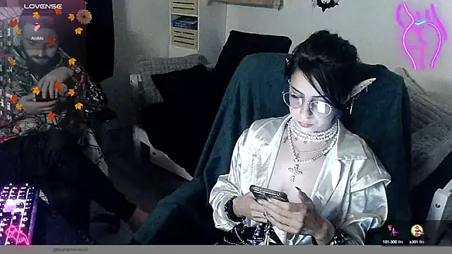 LisandreLaVenale online show from December 5, 2024, 11:56 pm