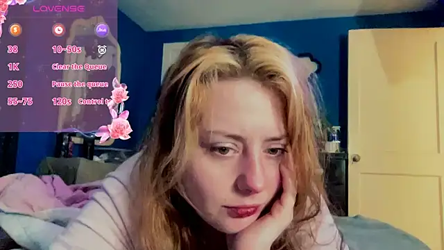 Snapshot of SkarlettRose96 chatting on October 28, 2025, 11:09 am SkarlettRose96 online show from October 28, 2025, 11:09 am