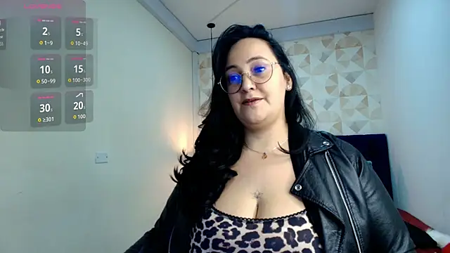 Snapshot of veronicabbw chatting on September 27, 2025, 12:00 pm veronicabbw online show from September 27, 2025, 12:00 pm