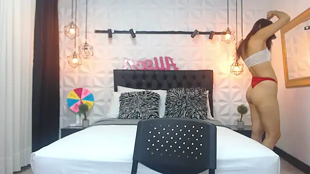 Alison Wiley online show from February 12, 2025, 5:58 pm