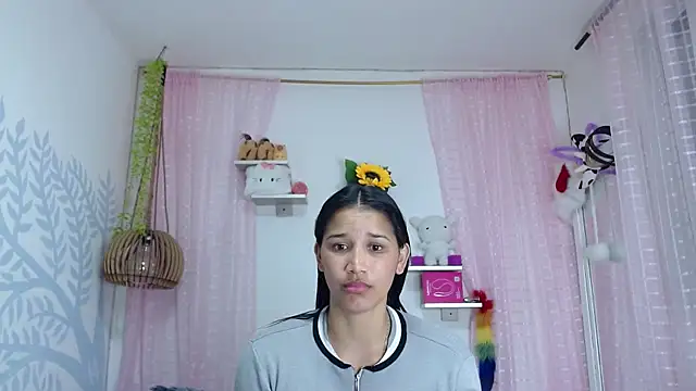 Alison Wiley online show from November 28, 2025, 1:50 am