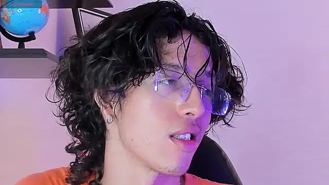 manu vera online show from September 24, 2025, 7:42 pm