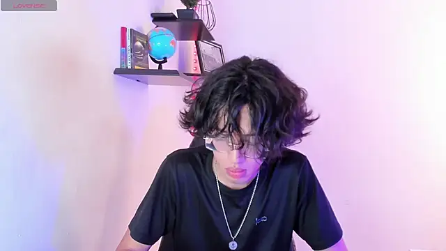 manu vera online show from September 17, 2025, 8:55 pm