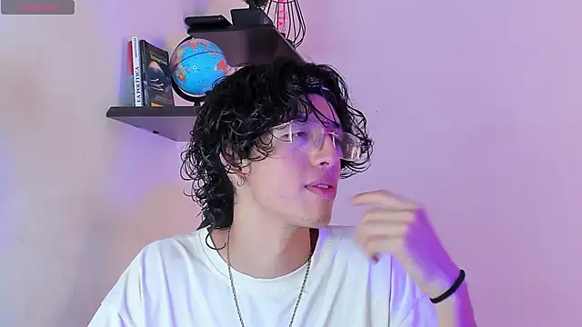 manu vera online show from September 21, 2025, 3:11 am