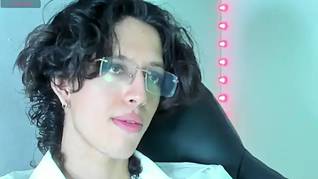 manu vera online show from October 31, 2025, 6:48 pm