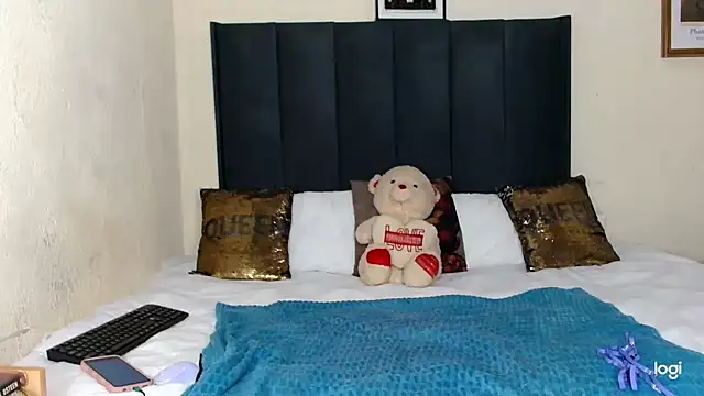 Snapshot of quenliyasa chatting on October 31, 2025, 2:08 am quenliyasa online show from October 31, 2025, 2:08 am