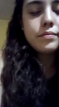 lucylovles online show from February 28, 2025, 12:10 am