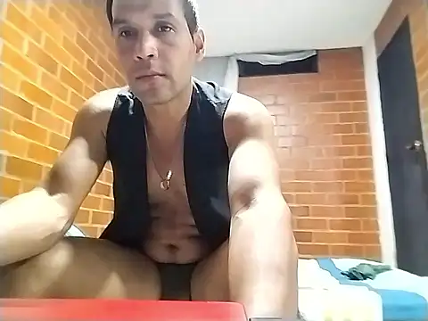 esteban2810m online show from March 11, 2026, 2:27 am