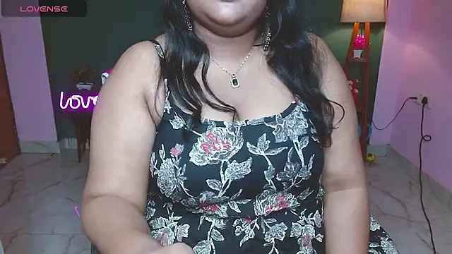 Snapshot of Naughty_Ayesha1 chatting on October 31, 2025, 7:32 pm Naughty Ayesha1 online show from October 31, 2025, 7:32 pm