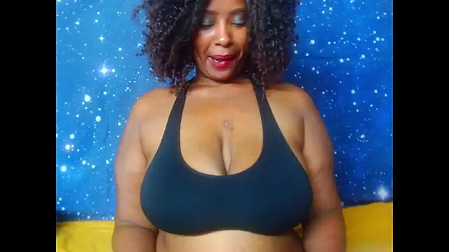 2Sweetysmile online show from March 10, 2025, 5:29 pm