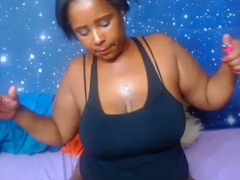 2Sweetysmile online show from February 18, 2025, 5:53 pm