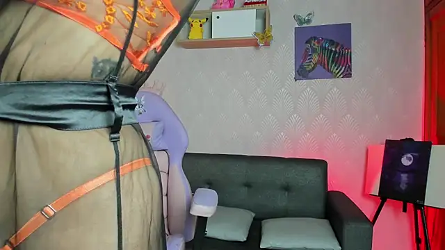 Alaia Love77 online show from November 27, 2025, 10:10 pm