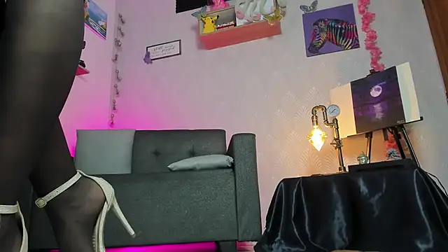 Snapshot of Alaia_Love77 chatting on September 19, 2025, 10:41 am Alaia Love77 online show from September 19, 2025, 10:41 am