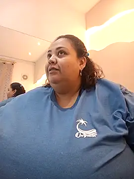 Snapshot of Alisson_am chatting on October 15, 2025, 11:29 am Alisson am online show from October 15, 2025, 11:29 am