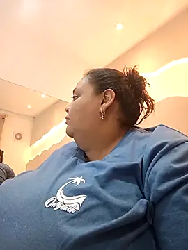 Snapshot of Alisson_am chatting on October 20, 2025, 11:33 am Alisson am online show from October 20, 2025, 11:33 am