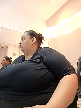 Snapshot of Alisson_am chatting on October 17, 2025, 11:23 am Alisson am online show from October 17, 2025, 11:23 am