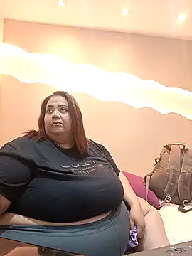 Snapshot of Alisson_am chatting on October 10, 2025, 11:22 am Alisson am online show from October 10, 2025, 11:22 am