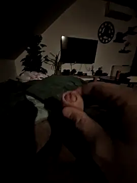 Snapshot of SexKing18x5 chatting on February 2, 2026, 11:04 pm SexKing18x5 online show from February 2, 2026, 11:04 pm