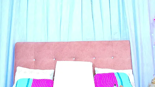 AlliciaKim online show from November 8, 2025, 7:17 pm