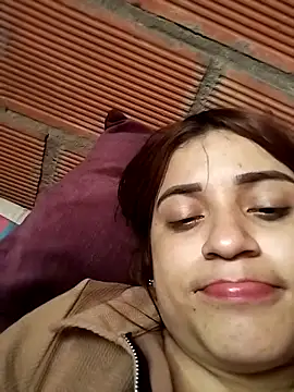 perlita05 online show from February 18, 2025, 2:05 am