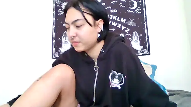 Valentineyittk online show from December 20, 2024, 8:34 pm