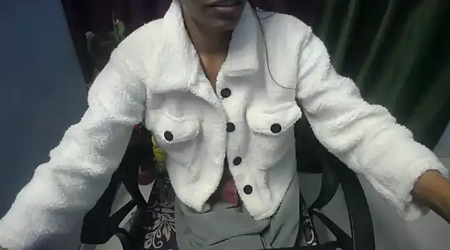 Snapshot of Neha7999 chatting on December 5, 2024, 3:12 pm Neha7999 online show from December 5, 2024, 3:12 pm