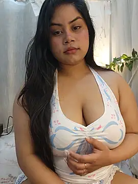 Snapshot of its_amesha chatting on January 15, 2025, 6:40 pm its amesha online show from January 15, 2025, 6:40 pm