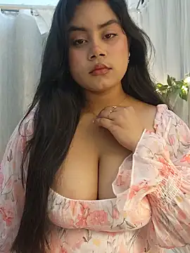 Snapshot of its_amesha chatting on January 4, 2025, 7:02 pm its amesha online show from January 4, 2025, 7:02 pm